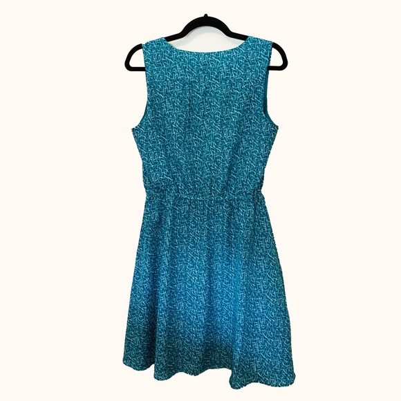 Chic by Jacob Light Blue Dress Sz M - Picture 2 of 3